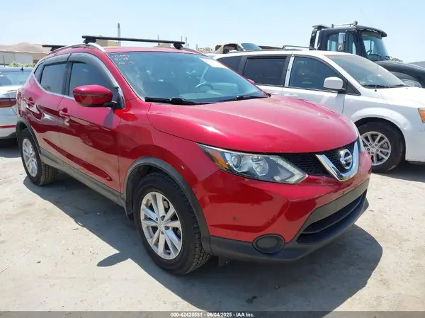 JN1BJ1CP5HW025332 2017 NISSAN ROGUE - Image 1