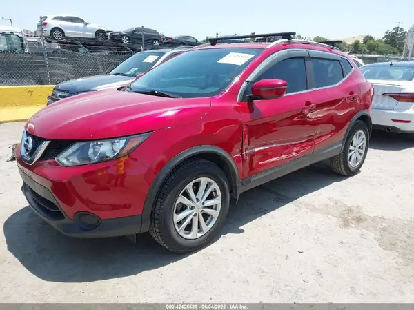 JN1BJ1CP5HW025332 2017 NISSAN ROGUE - Image 2
