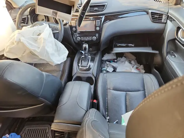 JN1BJ1CP5HW026030 2017 NISSAN ROGUE - Image 8