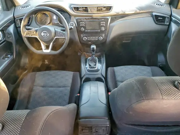 JN1BJ1CP5HW033981 2017 NISSAN ROGUE - Image 8