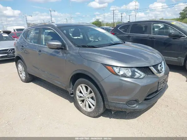 JN1BJ1CP5HW036167 2017 NISSAN ROGUE - Image 1
