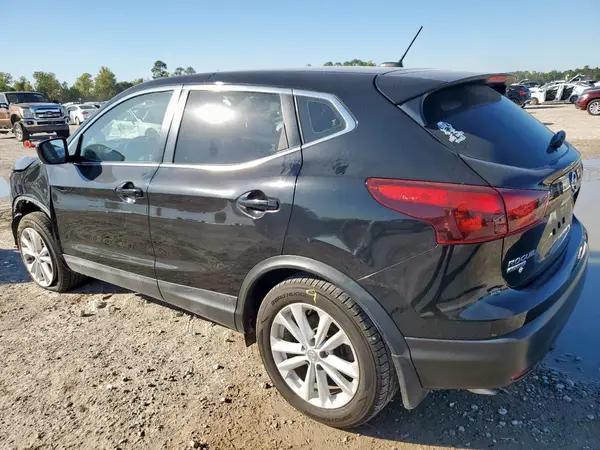 JN1BJ1CP5HW036752 2017 NISSAN ROGUE - Image 2