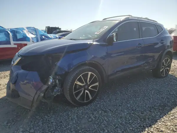 JN1BJ1CP5JW100827 2018 NISSAN ROGUE - Image 1