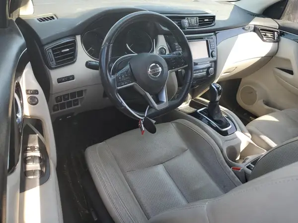 JN1BJ1CP5JW100827 2018 NISSAN ROGUE - Image 8