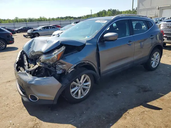 JN1BJ1CP5JW102772 2018 NISSAN ROGUE - Image 1
