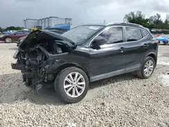 JN1BJ1CP5JW103954 2018 NISSAN ROGUE