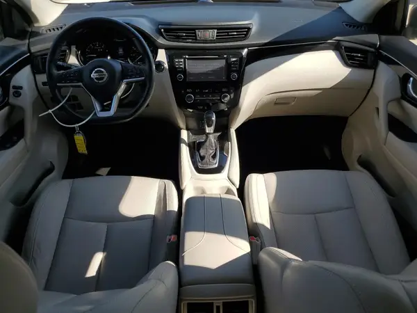 JN1BJ1CP5JW104604 2018 NISSAN ROGUE - Image 8
