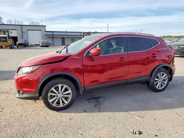 JN1BJ1CP5JW151275 2018 NISSAN ROGUE - Image 1