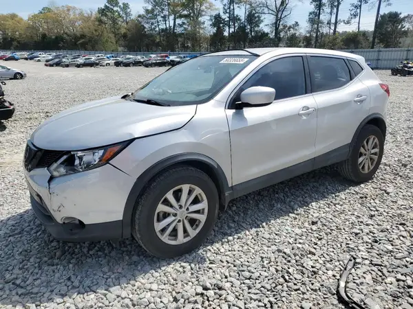 JN1BJ1CP5JW152099 2018 NISSAN ROGUE - Image 1