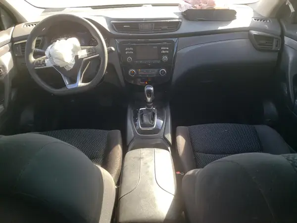 JN1BJ1CP5JW153138 2018 NISSAN ROGUE - Image 8