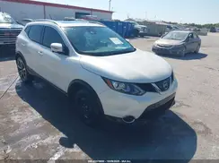 JN1BJ1CP5JW154127 2018 NISSAN ROGUE