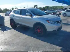 JN1BJ1CP5JW157030 2018 NISSAN ROGUE
