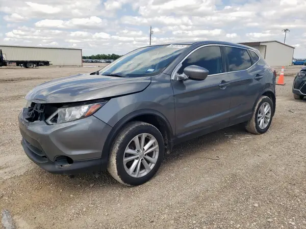JN1BJ1CP5JW159358 2018 NISSAN ROGUE - Image 1