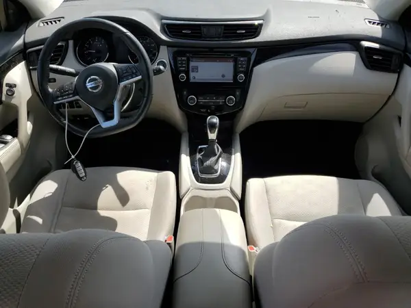 JN1BJ1CP5JW164382 2018 NISSAN ROGUE - Image 8