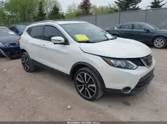 JN1BJ1CP5JW164818 2018 NISSAN ROGUE