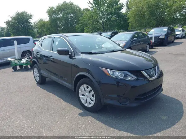 JN1BJ1CP5JW180212 2018 NISSAN ROGUE - Image 1