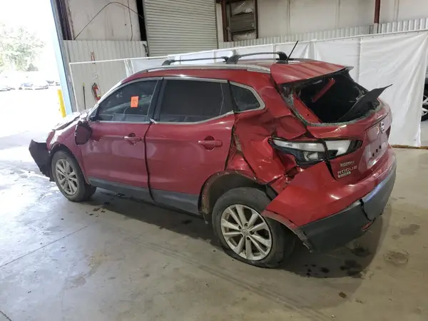 JN1BJ1CP5JW183465 2018 NISSAN ROGUE - Image 2