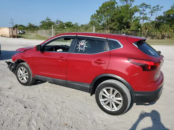 JN1BJ1CP5JW183529 2018 NISSAN ROGUE - Image 2