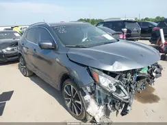 JN1BJ1CP5JW184891 2018 NISSAN ROGUE