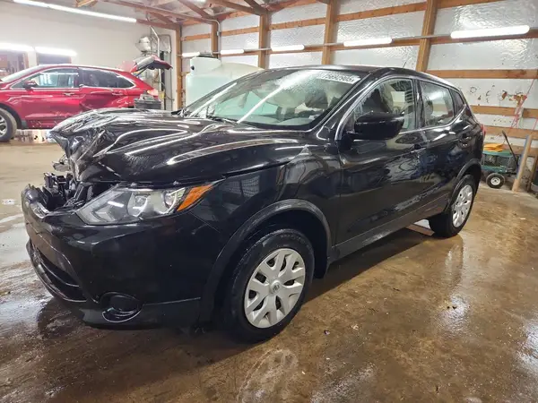 JN1BJ1CP5JW185443 2018 NISSAN ROGUE - Image 1