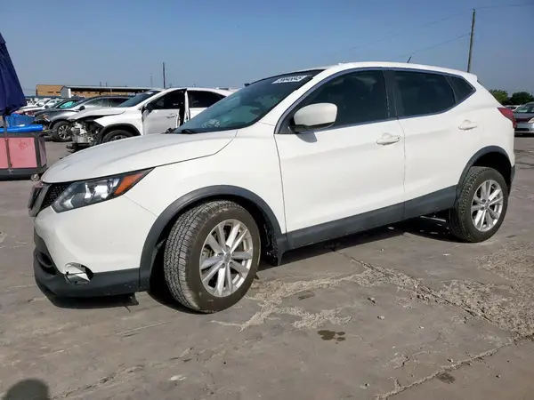 JN1BJ1CP5JW191307 2018 NISSAN ROGUE - Image 1