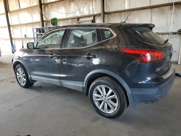 JN1BJ1CP5JW192568 2018 NISSAN ROGUE - Image 2