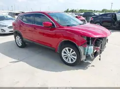 JN1BJ1CP5JW194627 2018 NISSAN ROGUE