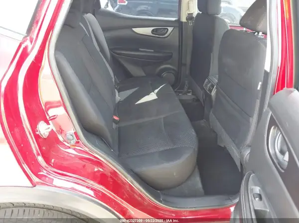 JN1BJ1CP5JW194627 2018 NISSAN ROGUE - Image 8