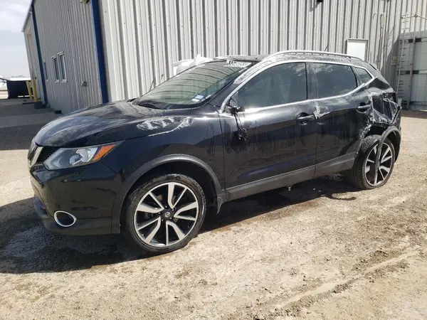 JN1BJ1CP5JW500399 2018 NISSAN ROGUE - Image 1