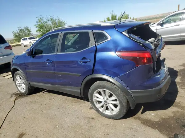 JN1BJ1CP5KW214652 2019 NISSAN ROGUE - Image 2