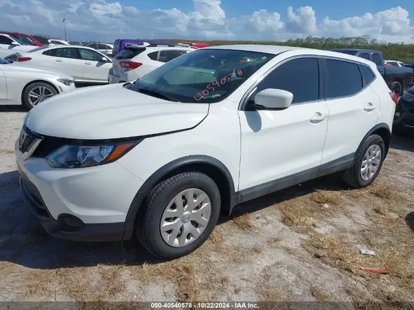 JN1BJ1CP5KW227126 2019 NISSAN ROGUE - Image 2