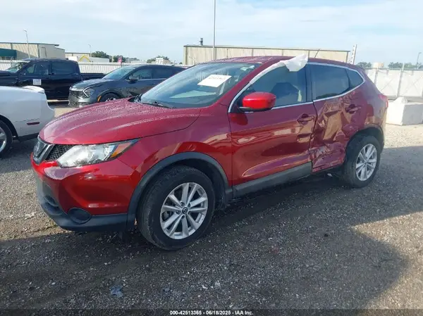 JN1BJ1CP5KW227255 2019 NISSAN ROGUE - Image 2