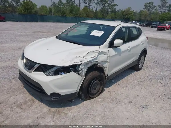 JN1BJ1CP5KW229426 2019 NISSAN ROGUE - Image 2