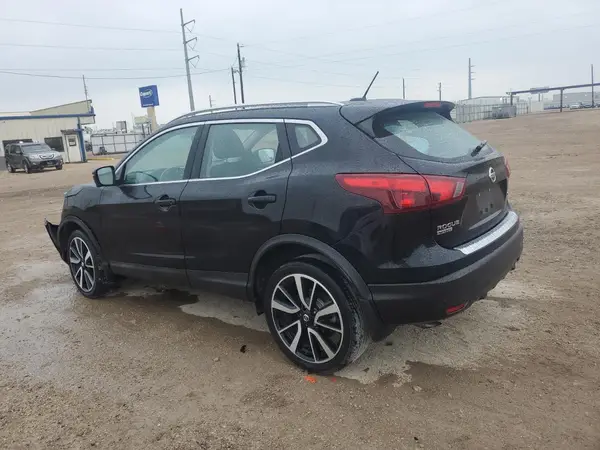 JN1BJ1CP5KW237719 2019 NISSAN ROGUE - Image 2