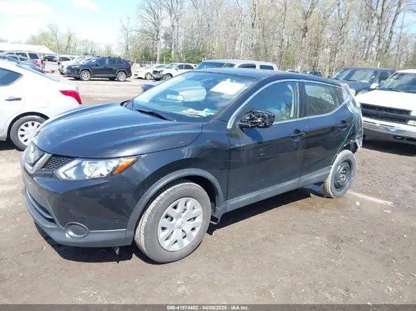 JN1BJ1CP5KW522422 2019 NISSAN ROGUE - Image 2