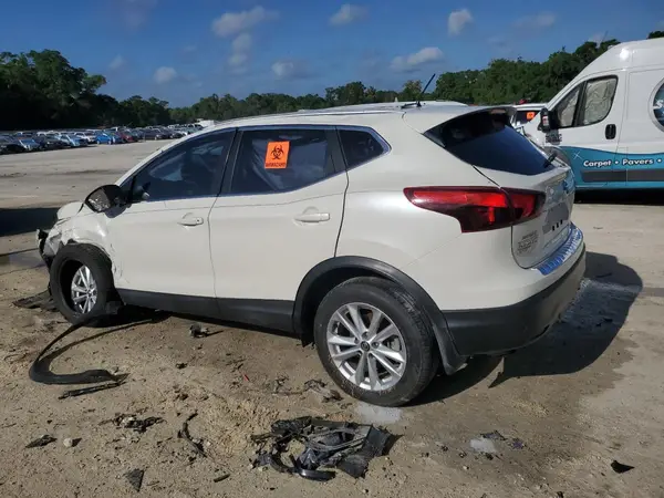 JN1BJ1CP5KW523912 2019 NISSAN ROGUE - Image 2