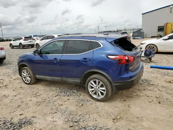 JN1BJ1CP6HW003372 2017 NISSAN ROGUE - Image 2