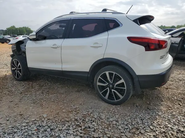 JN1BJ1CP6HW004652 2017 NISSAN ROGUE - Image 2