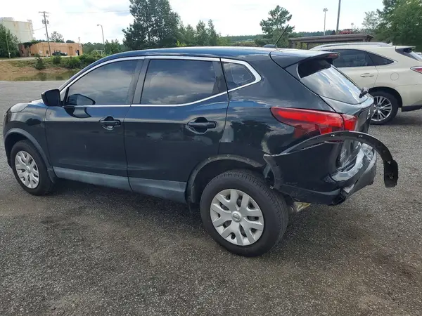 JN1BJ1CP6HW004876 2017 NISSAN ROGUE - Image 2