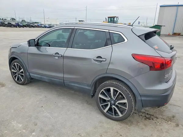 JN1BJ1CP6HW007728 2017 NISSAN ROGUE - Image 2