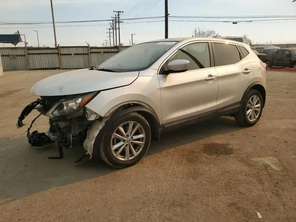 JN1BJ1CP6HW014470 2017 NISSAN ROGUE - Image 1