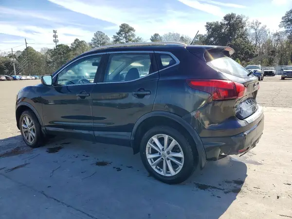 JN1BJ1CP6HW016459 2017 NISSAN ROGUE - Image 2