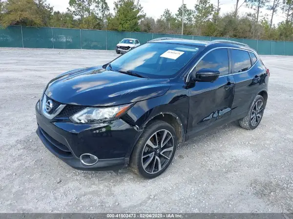 JN1BJ1CP6HW019510 2017 NISSAN ROGUE - Image 2