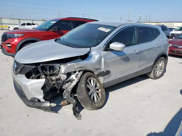 JN1BJ1CP6HW022861 2017 NISSAN ROGUE - Image 1
