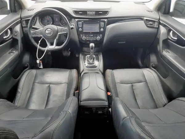 JN1BJ1CP6HW027106 2017 NISSAN ROGUE - Image 8