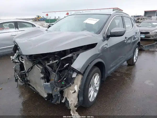 JN1BJ1CP6HW029969 2017 NISSAN ROGUE - Image 2