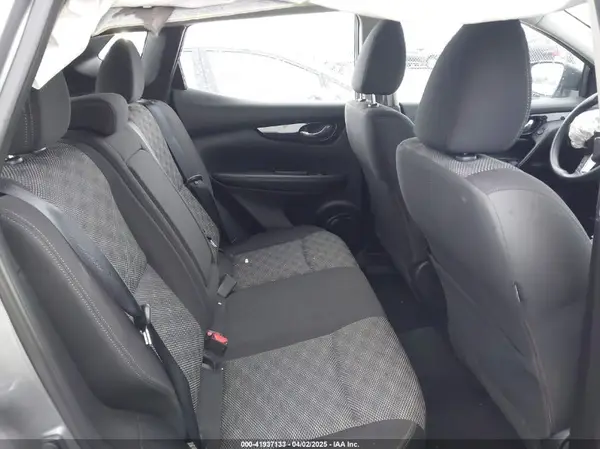 JN1BJ1CP6HW029969 2017 NISSAN ROGUE - Image 8