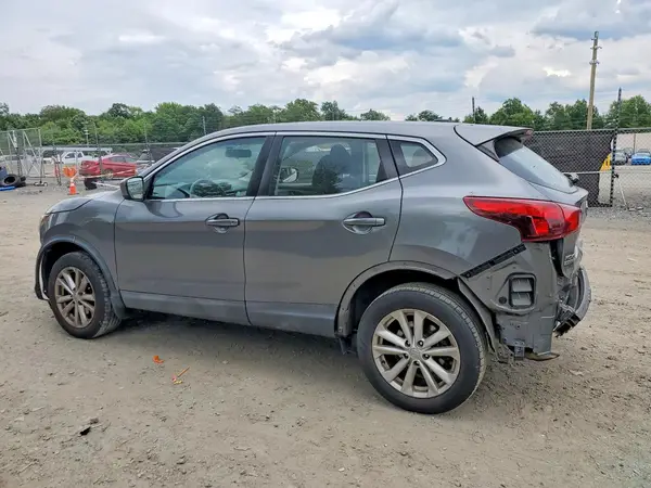 JN1BJ1CP6HW031804 2017 NISSAN ROGUE - Image 2