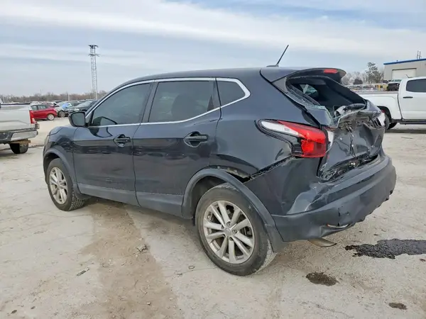 JN1BJ1CP6HW035254 2017 NISSAN ROGUE - Image 2