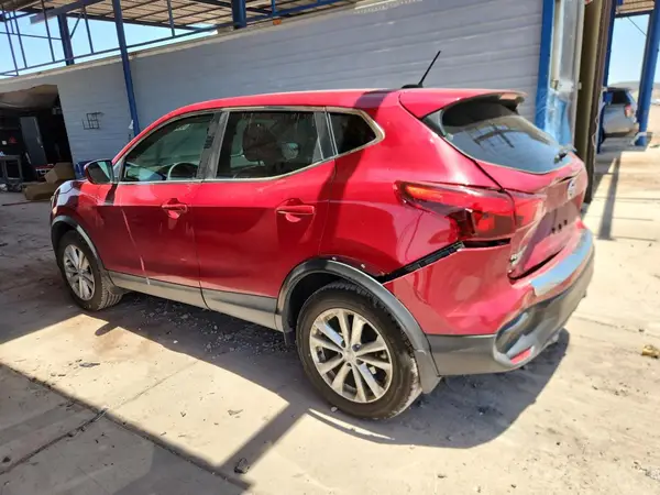 JN1BJ1CP6HW035562 2017 NISSAN ROGUE - Image 2